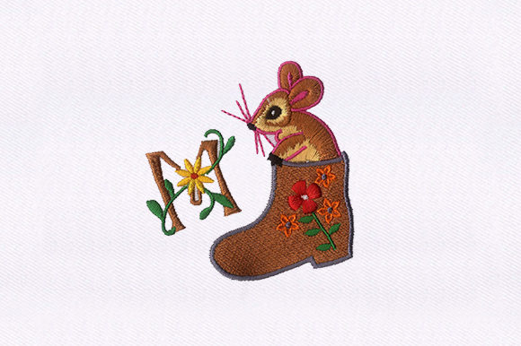 A Sweet & Cozy Rat in the Boot Embroidery Design Review